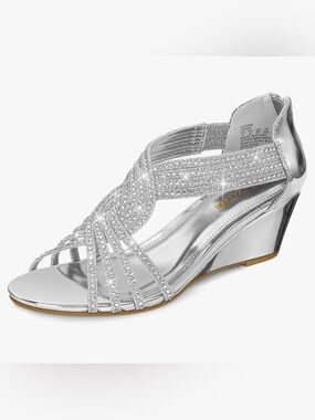 NWB Pizz Annu Silver Crystal Evening low wedge rhinestone emblished straps 8.5